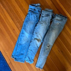 GUC jeans all 4-5. H&M (2) Cat & Jack (1)